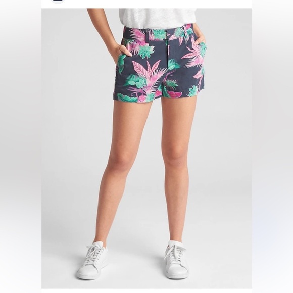 Gap tropical women’s shorts - Picture 1 of 10